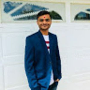 Meet your Posher, Divyesh